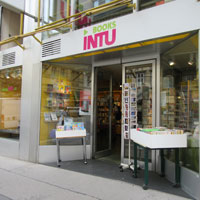 INTU Books - Geschäft von außen