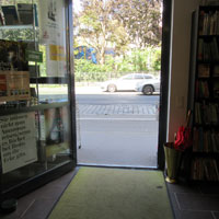 Buchhandlung Ameisgasse - Eingang von innen