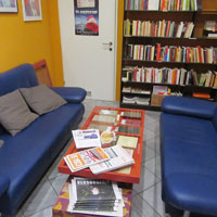 Librería Utopía - Sitzmöglichkeiten