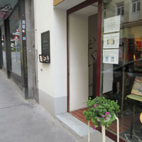 Buchcafé Melange - Geschäft von außen