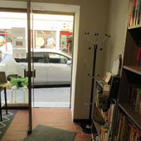 Buchcafé Melange - Eingang von innen